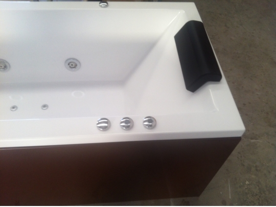 BAÑERA DE HIDROMASAJE M1 6