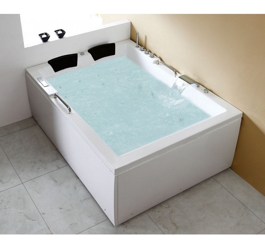 Bañera de hidromasaje de opciones binarias